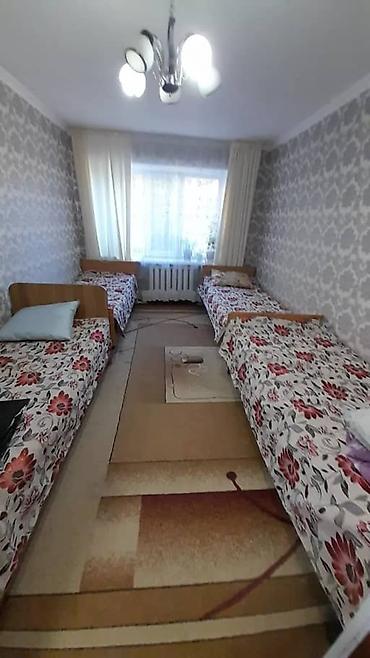 Кыймылсыз мүлк: Сдаётся комната с несколькими спальными местами в оборудованной — 3