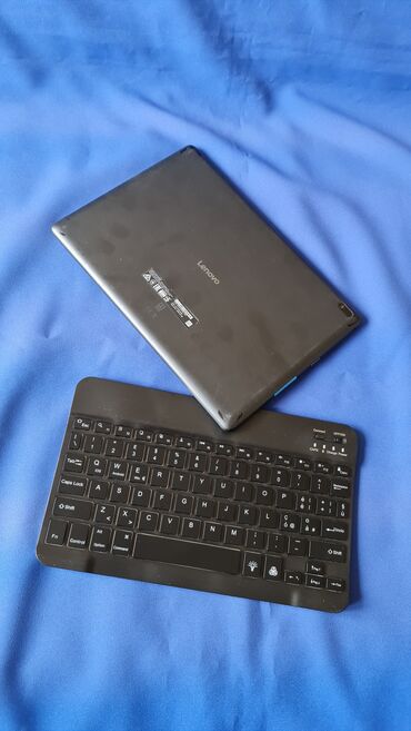 Tableti: Lenovo Tab E10 + bežična Bluetooth tastatura - Tablet: Lenovo Tab E10 — 4