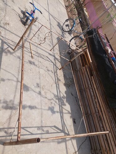 ремонт балкон: Ассаляму алейкум Сөрү сатылат Размер 2.02×1.57 Жерден 0.53 см
