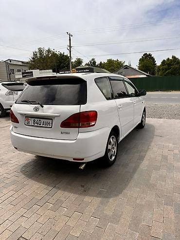 Toyota: Toyota Ipsum: 2002 г., Минивэн — 2