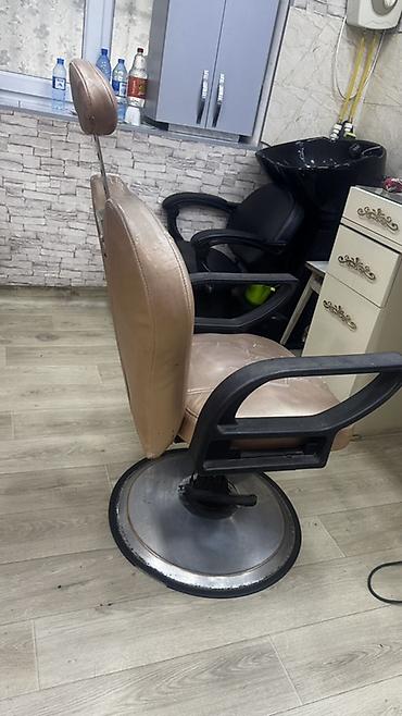 Salon, tibbi kreslolar: İşlənmiş, Saç kəsimi kreslosu — 2