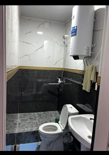 продается орошаемая земля в жайылско районе алтыр будёновка 5 40 гектар цена договорная с довой проблем нету оформление сразу: 1 комната, 18 м², 108 серия, Цокольный этаж этаж, Евроремонт