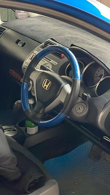 Honda: Honda Fit: 2005 г. — 7