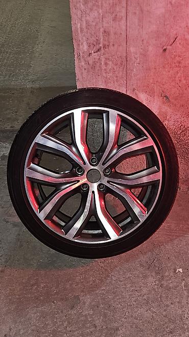 zapaska: İşlənmiş Disk təkər 235 / 40 / R 19, 5 Boltlu — 1