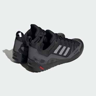 Кроссовки и спортивная обувь: Мужские кроссовки, 42, Adidas, Б/у, цвет - Черный
