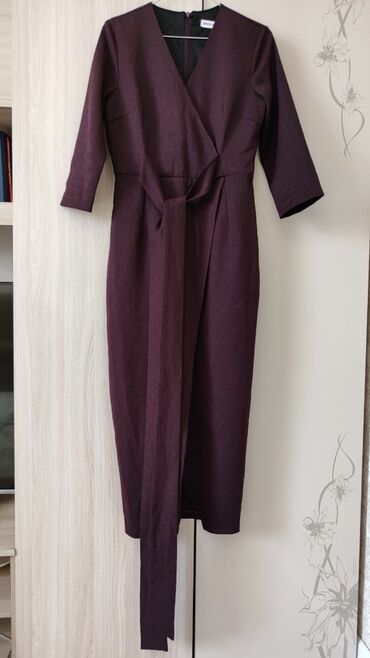 бордовое вечернее платье в пол: Вечернее платье, Средняя модель, Полиэстер, С рукавами, M (EU 38)