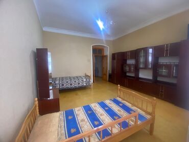 дом на колесах в баку аренда: Mənzil Qazax rayon icra hakimiyyəti və FHN yanında yerləşir. Mənzildə