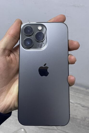 Apple iPhone: IPhone 13 Pro, Б/у, 256 ГБ, Черный, Зарядное устройство, Защитное стекло, Кабель, 100 %