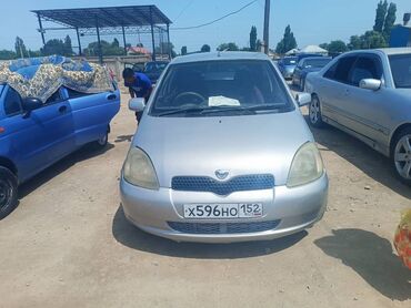 Toyota: Toyota Vitz: 2001 г., 1 л, Автомат, Бензин, Хэтчбэк