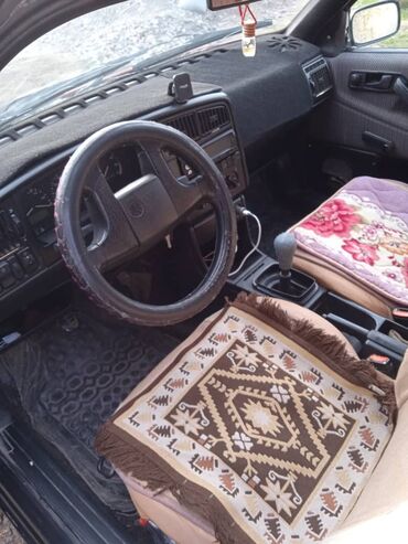 Volkswagen: Volkswagen Passat: 1994 г., 1.8 л, Механика, Бензин, Универсал — 1