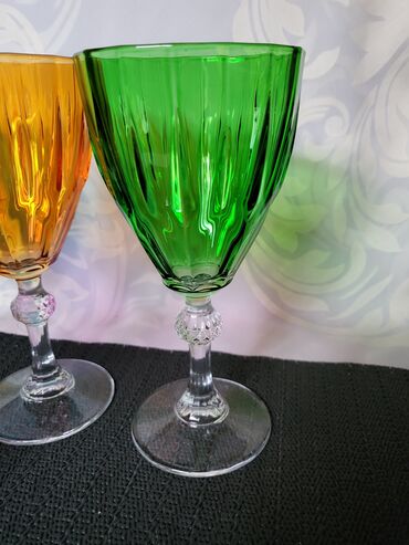 Čaše: Case diamond za vino. Case nove,fabricka boja stakla,sve na njima — 11