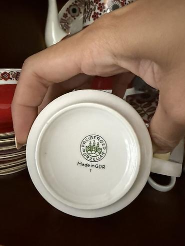 cay dəsti: Çay dəsti, rəng - Qırmızı, Farfor, 12 nəfərlik, Almaniya — 4