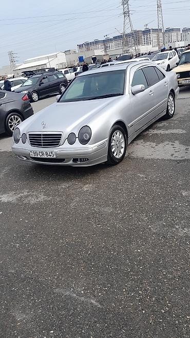 Mercedes-Benz: Mercedes-Benz E-Class: 2.2 l | 1999 il Sedan — 13