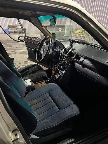 mercedes e200: Mercedes-Benz W124: 1997 г., 2.2 л, Механика, Бензин, Седан — 9