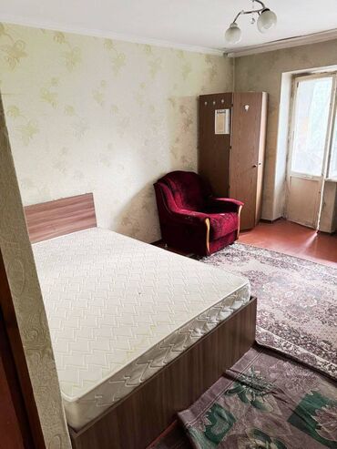 домик совхоз фрунзе: 3 комнаты, 63 м², Индивидуалка, 3 этаж, Косметический ремонт