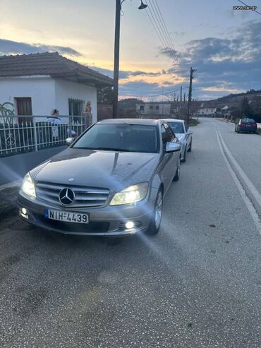 Mercedes-Benz C 180: 1.8 l. | 2009 έ. Λιμουζίνα