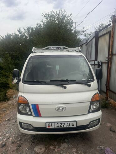 не рабочий афто: Легкий грузовик, Hyundai