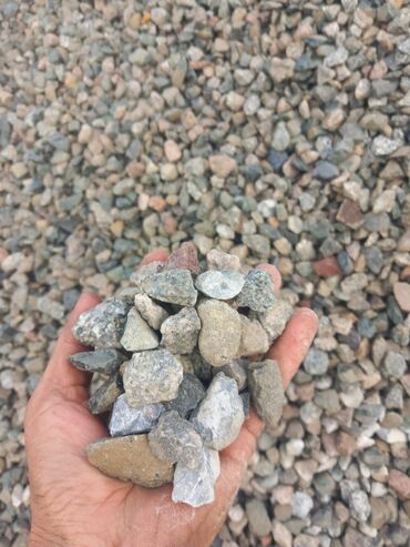 Щебень: Щебень, Для бетона, В кубах, Камаз, Хово, Зил — 13