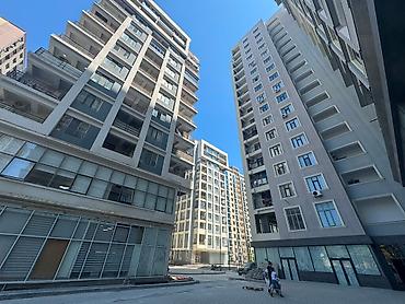 Квартиры: 3 комнаты, Новостройка, 145 м² — 2