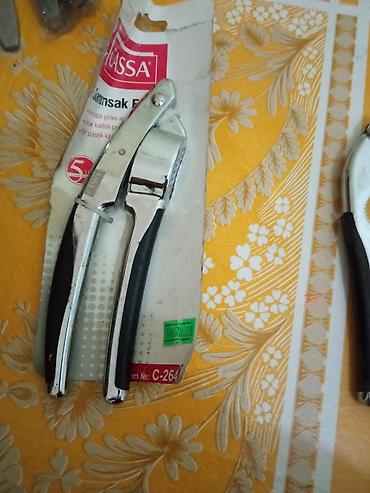 Digər mətbəx aksesuarları: Mətbəx alətləri dəsti - Qoz-fındıq və dəniz məhsulları üçün metallıq — 2