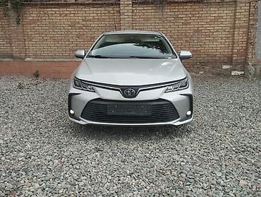 Toyota Corolla: 2021 г., 1.8 л, Вариатор, Гибрид, Седан