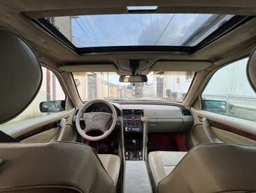 Mercedes-Benz: Mercedes-Benz C-Class: 2.3 l | 1998 il Sedan — 9