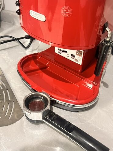 Qəhvə maşınları: Qəhvə maşını Delonghi, Yarımavtomat, Kapuçinator ilə, İşlənmiş — 3