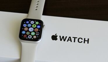 Наручные часы: Продаю Apple Watche 8 диаметр 50мм новые почти одевала пару раз на