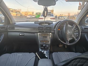 Toyota Avensis: 2003 г., 1.8 л, Автомат, Бензин, Хэтчбэк