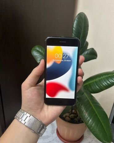 iphone 3: IPhone 7, Б/у, 32 ГБ, Черный, Защитное стекло, 100 %