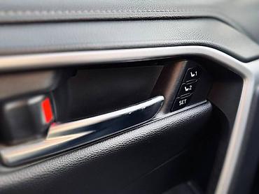 Toyota: Toyota RAV4: 2019 г., 2.5 л, Автомат, Бензин, Кроссовер — 8