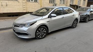 coroll: Toyota Corolla: 2019 г., 1.8 л, Вариатор, Гибрид, Седан — 2