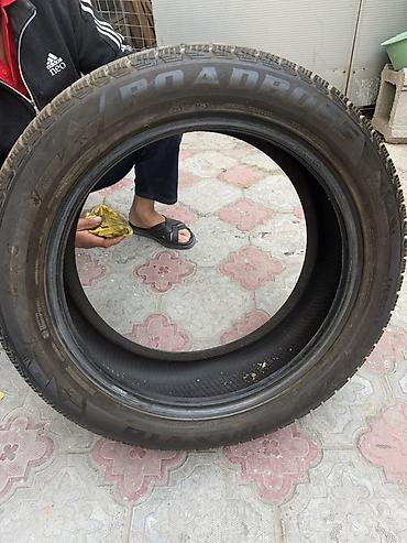 70 17: - **Тип:** зимняя - **Размер:** **235/55 R20** - Маркировка со — 1