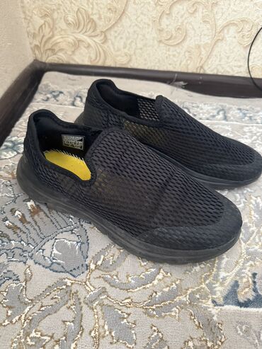 Women's Sneakers and athletic shoes: Мужская обувь 44р Женский кожаный полу сапоги 37р Мюли 39 Все вместе