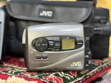 Videokameralar: JVC firmasına aid olan video kamera Tam olaraq işləkdir. Tam olaraq