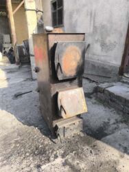 шабыркул уголь: Кател сатылат 150кв 200кв чейин ысытат Печ гаран состаяние жакшы Баасы