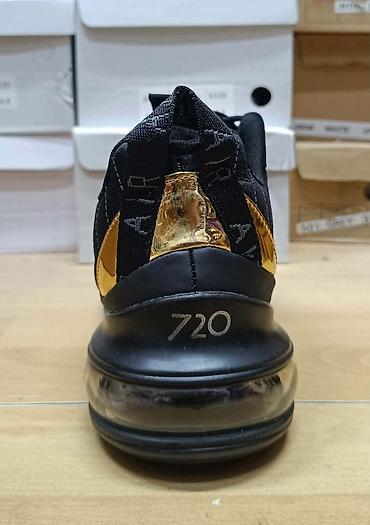 nike tn black: Nike MX 720
36-46
2800 din — 2