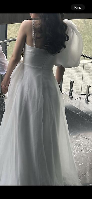 Свадебные платья и аксессуары: Ağ rəngli zərif ziyafət/nikah libası - Model: A-line siluet, uzun — 3