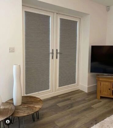 Jalüzlər: Pilise jaluzler her nov turkiye isdesal seher daxil cadrlma qurasdlrma — 2