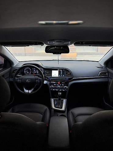 руль машины: Hyundai Avante: 2019 г., 1.6 л, Автомат, Бензин, Седан — 9
