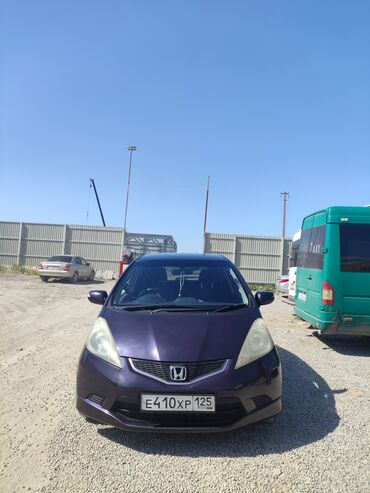 аренда honda: Honda Fit: 2007 г., 1.5 л, Вариатор, Бензин, Хэтчбэк