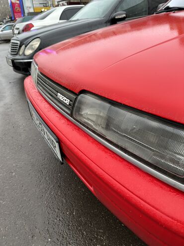 мазда красная: Mazda 626: 1991 г., 2.2 л, Механика, Бензин, Хетчбек