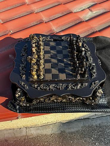 Şahmatlar: Şahmat Sahmat Çeşid çoxdu.çatdırılma 1_2 saata edilir. Qoz ağacındandı — 1