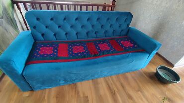 диванные подушки: Прямой диван, цвет - Синий, Б/у