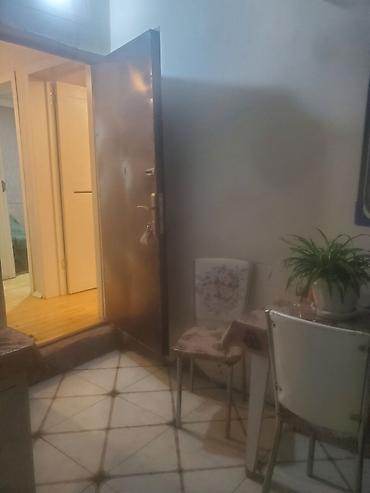 zigda bina evləri: Balaxanida Qovurma restoranina powta Natiqin mecunu restoranina — 9