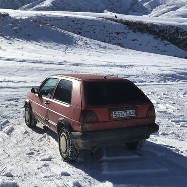 Volkswagen: Volkswagen Golf: 1985 г., 1.8 л, Механика, Бензин, Хэтчбэк