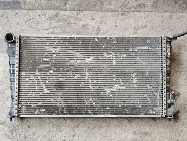 Радиаторы: Радиатор охлаждения двигателя Peugeot Partner 1.9D, Peugeot 306 1.9D — 4