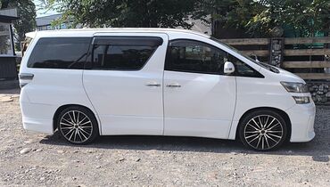 Трансфер, пассажирские перевозки: По городу, Иссык-Куль, Каракол Такси, легковое авто | 7 мест — 3