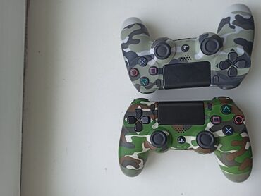 Геймпады (Джойстики): Dualshock4 в хорошем состоянии пользовался пару раз за два джойстика