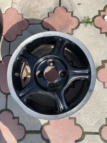 Диски: Диски R 13 Комплект, отверстий - 4